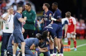 Il Controverso Impatto della Decisione Arbitrale nel Match Napoli-Arsenal