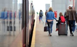 L’Emorragia Demografica in Albania: Quando la Storia si Ripete con un Tocco di Ironia