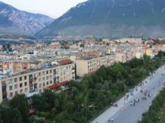 Tra le nebbie di un Nord che svanisce: il dramma delle sue comunità in fuga
