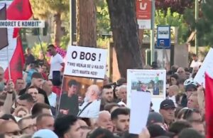 Le Prospettive della Politica Albanese tra Proteste e Futuro